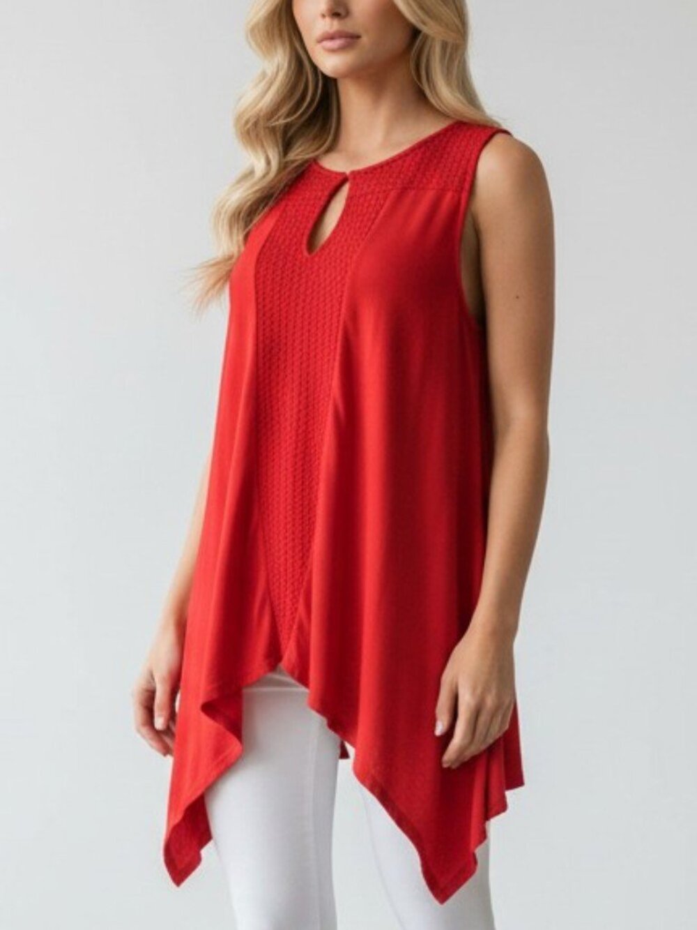 NWOT Adrianna Papell Red Sharkbite Tunic Top Women’s Medium Sleeveless Keyhole